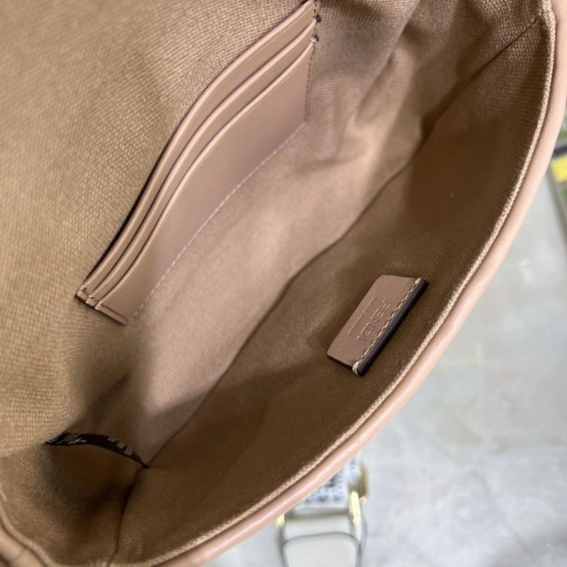 Fendi Baguette Bags Cozy 73008