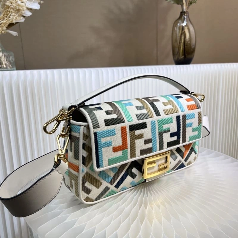 Compact Fendi Baguette Bags 73007