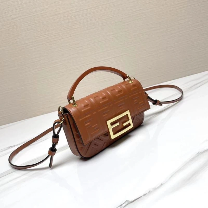 RelaxedFit Fendi Baguette Bags 72983