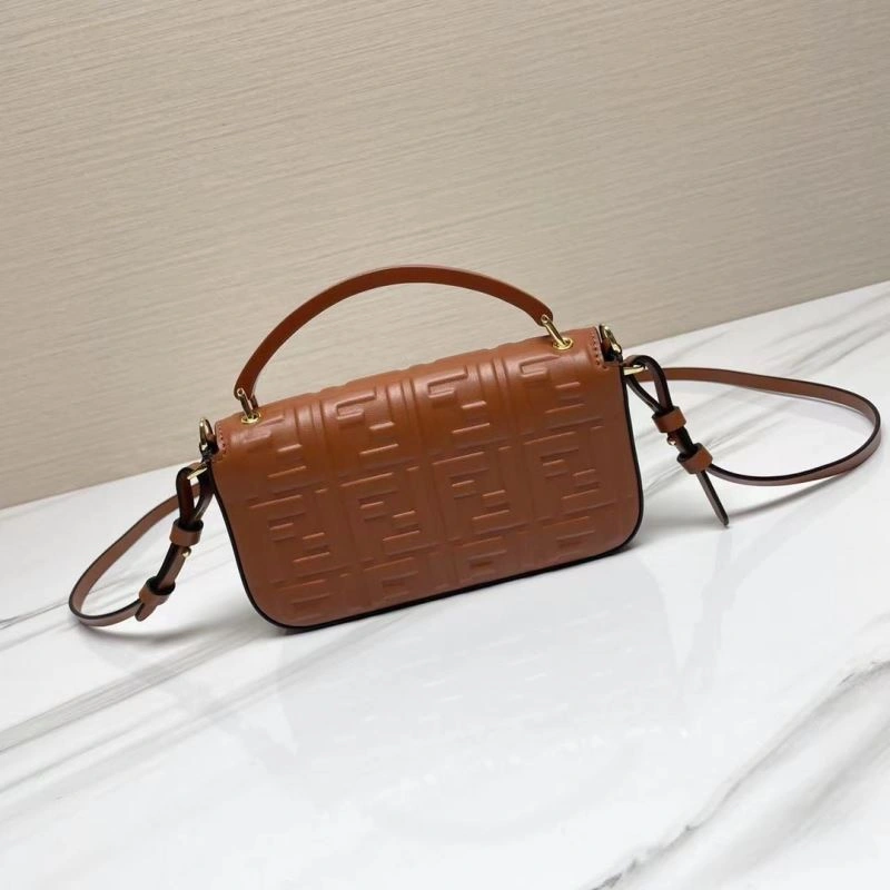 RelaxedFit Fendi Baguette Bags 72983