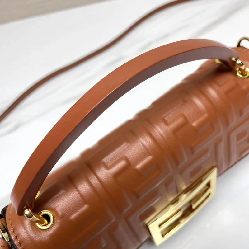 RelaxedFit Fendi Baguette Bags 72983