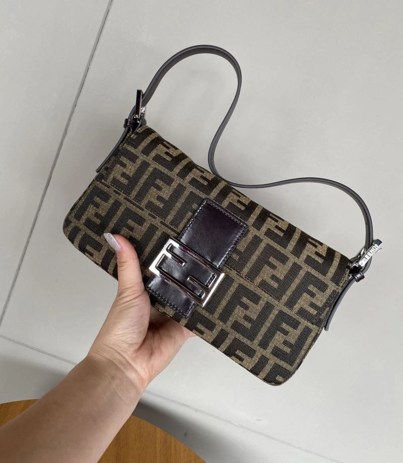 Stretchable Fendi Baguette Bags 72998