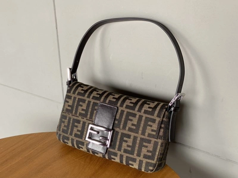 Stretchable Fendi Baguette Bags 72998