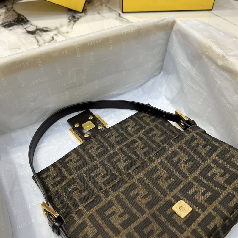 Chic Fendi Baguette Bags 73000