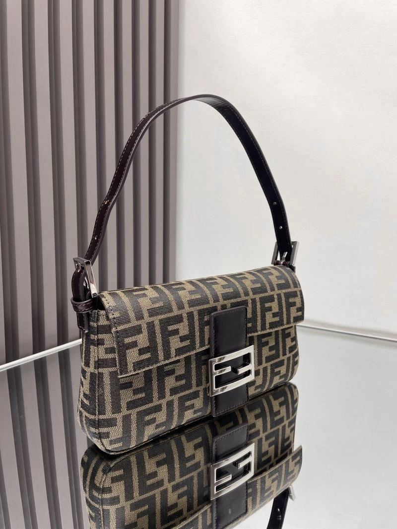 Fendi Baguette Bags Comfortable 72994