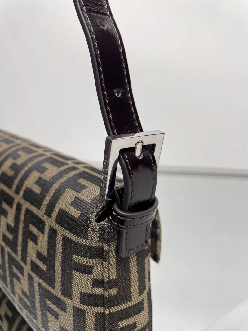 Fendi Baguette Bags Comfortable 72994