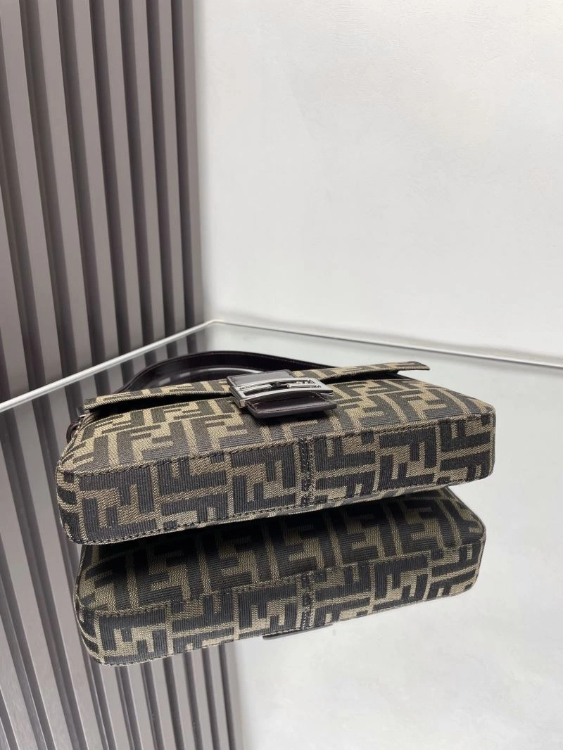 Fendi Baguette Bags Comfortable 72994