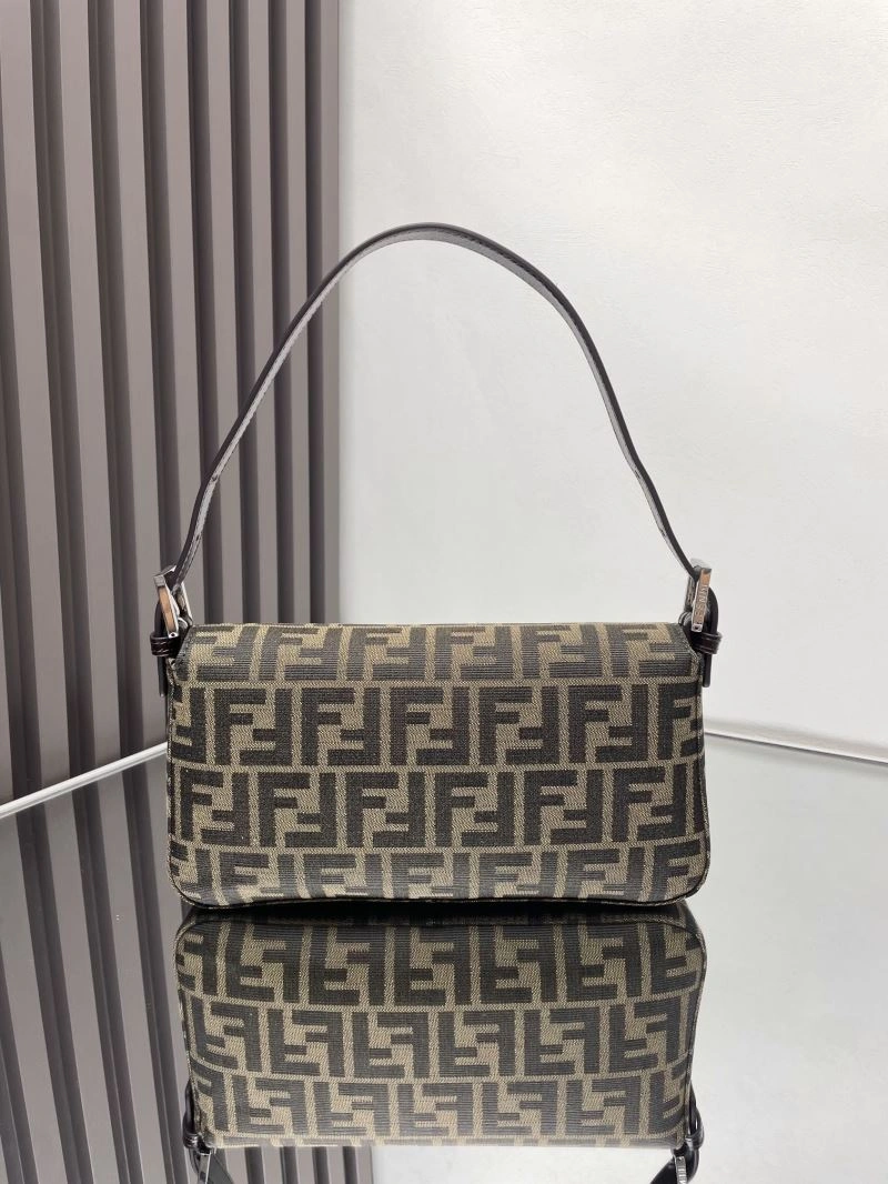 Fendi Baguette Bags Comfortable 72994