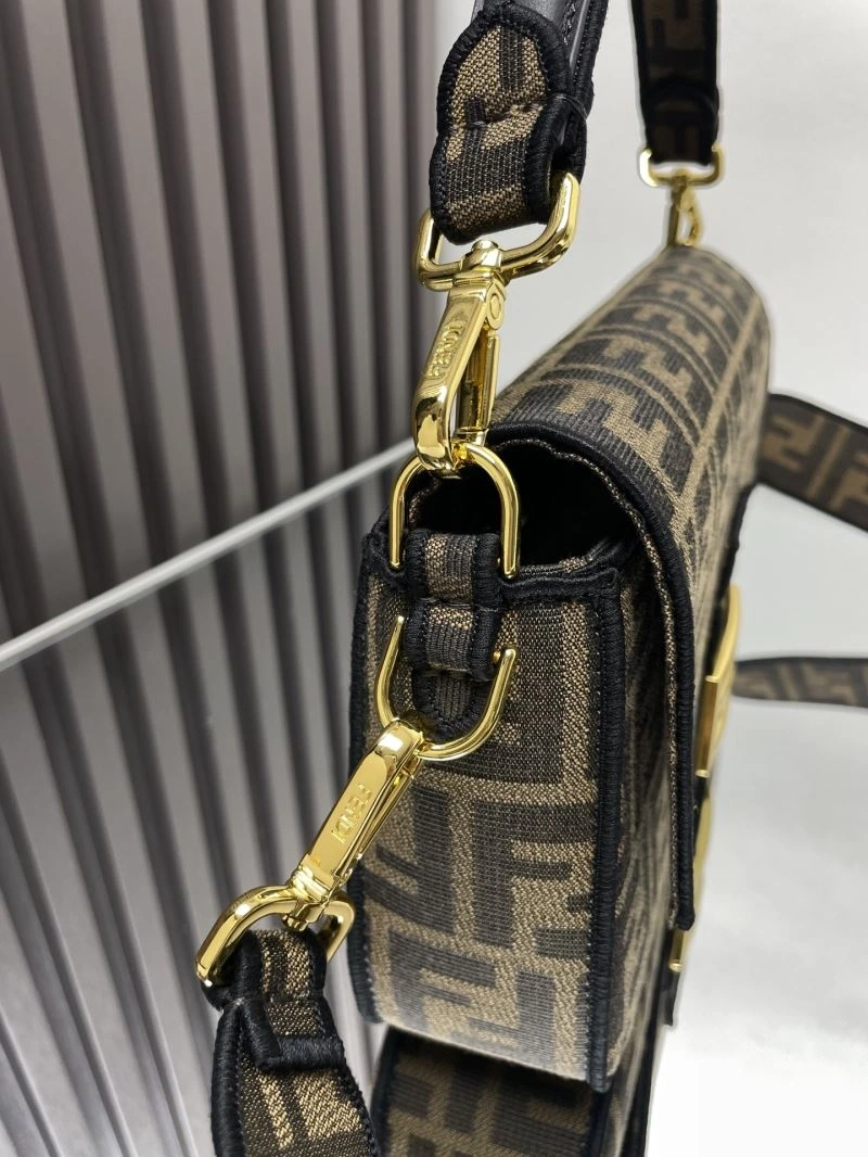 Fendi Baguette Bags Comfortable 72995