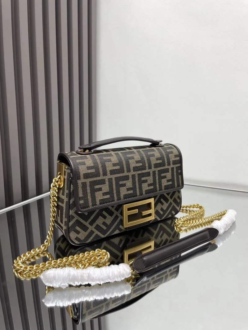 Fendi Baguette Bags Attractive 37714