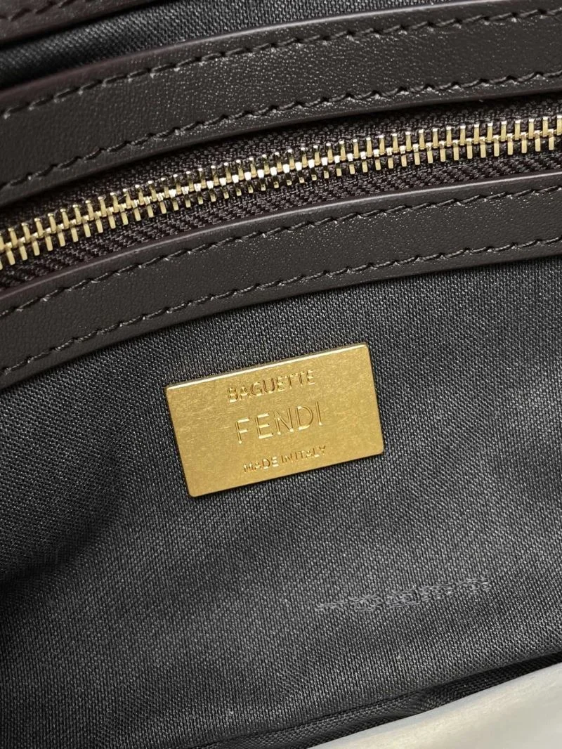 Fendi Baguette Bags Attractive 37714
