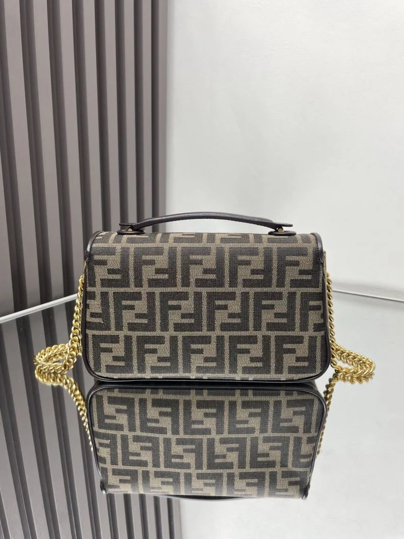 Fendi Baguette Bags Attractive 37714