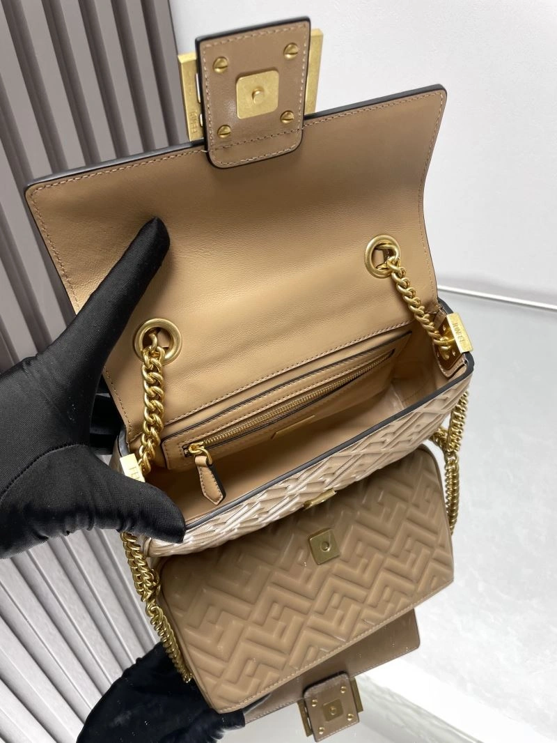 UrbanChic Fendi Baguette Bags 72985