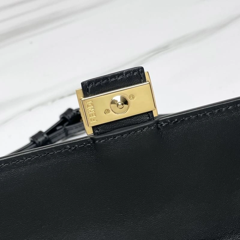 Chic Fendi Baguette Bags 72971