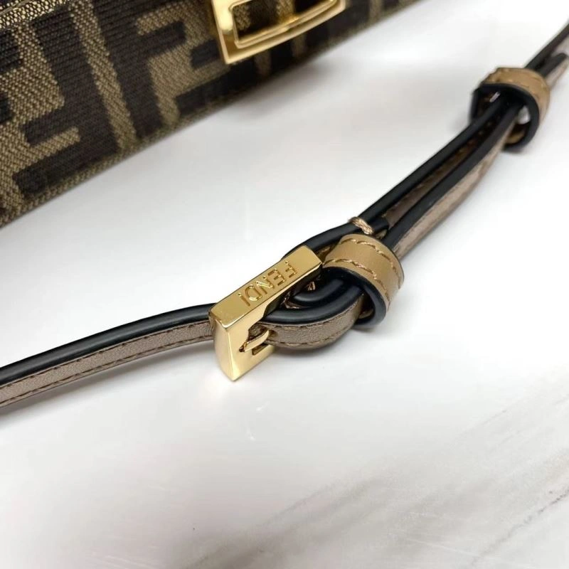 Neat Fendi Baguette Bags 72968