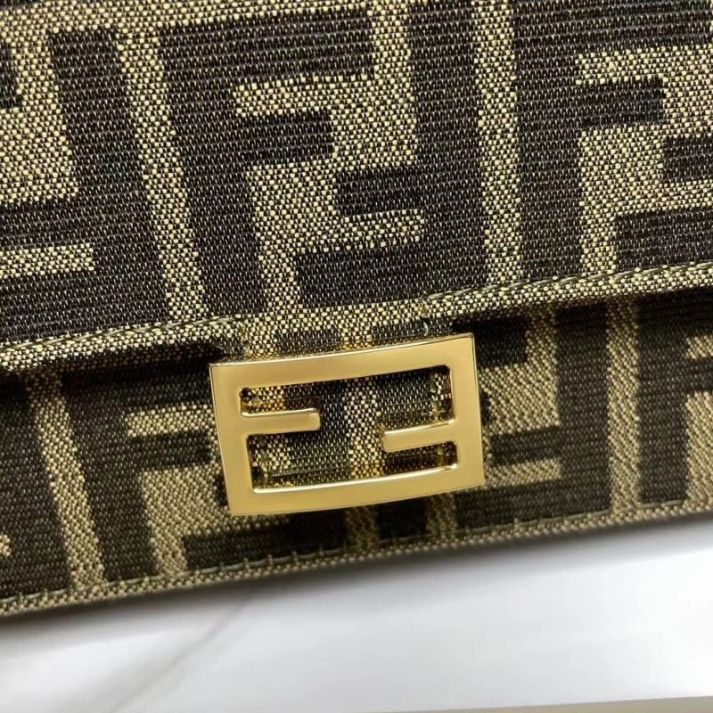 Neat Fendi Baguette Bags 72968