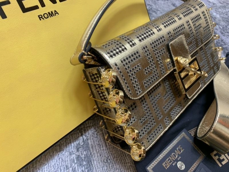 Fendi Baguette Bags Comfortable 72963