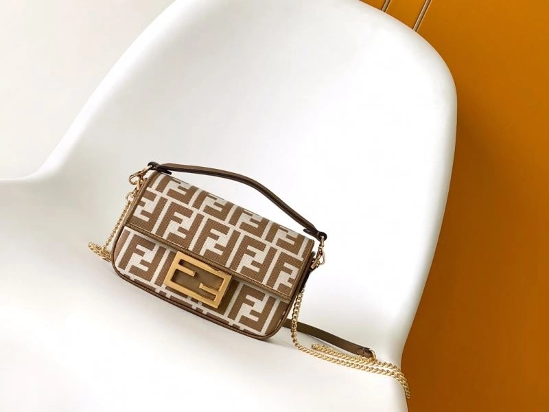 Practical Fendi Baguette Bags 58138