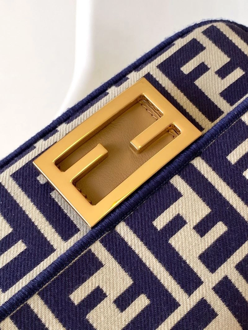 Fendi Baguette Bags Tailored 58123