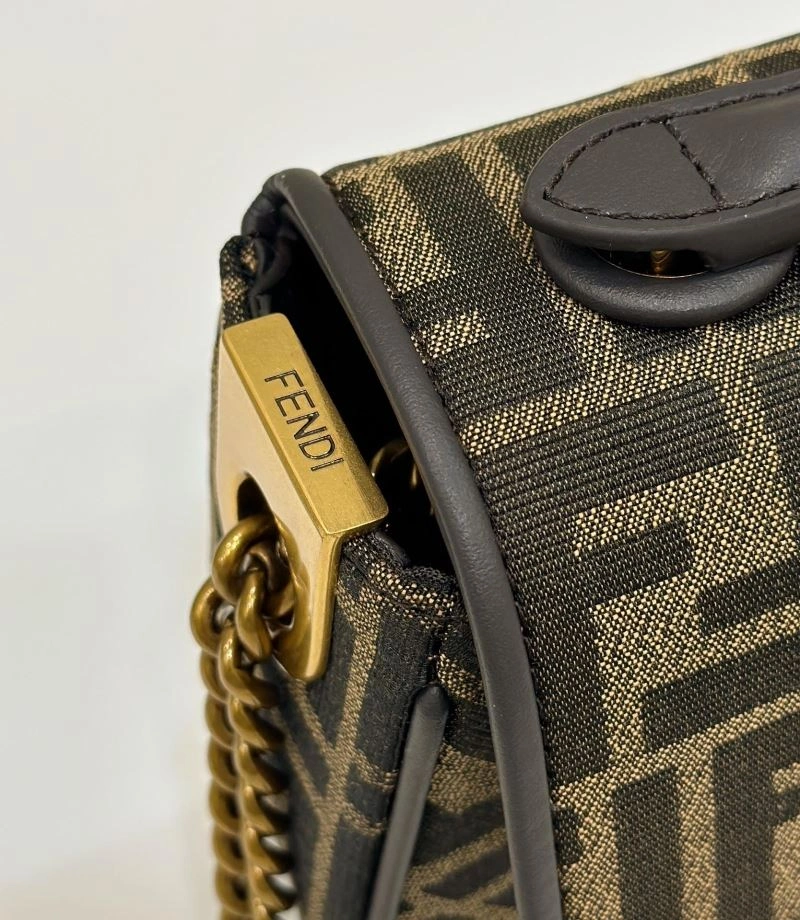 Fendi Baguette Bags Sophisticated 58131