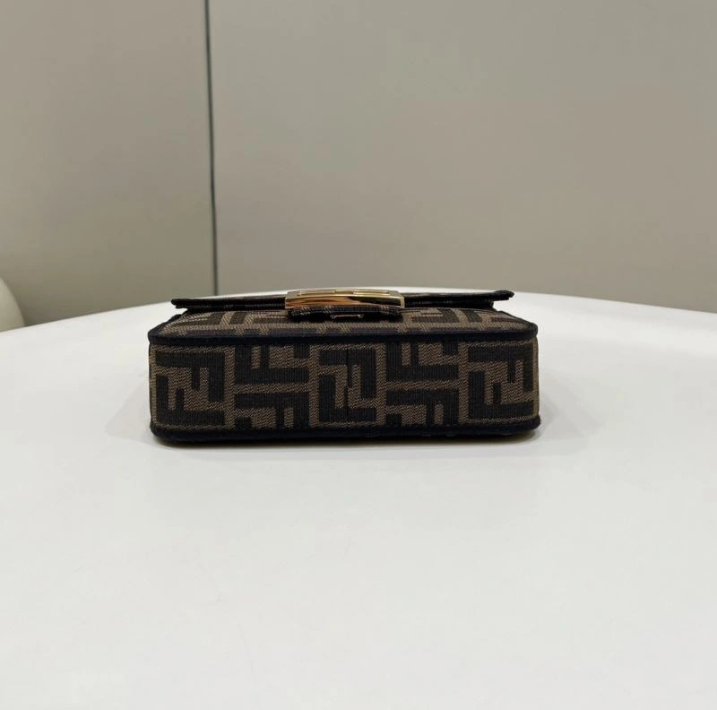 Fendi Baguette Bags FastDry 58140