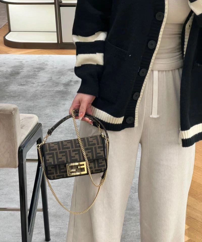 Fendi Baguette Bags FastDry 58140