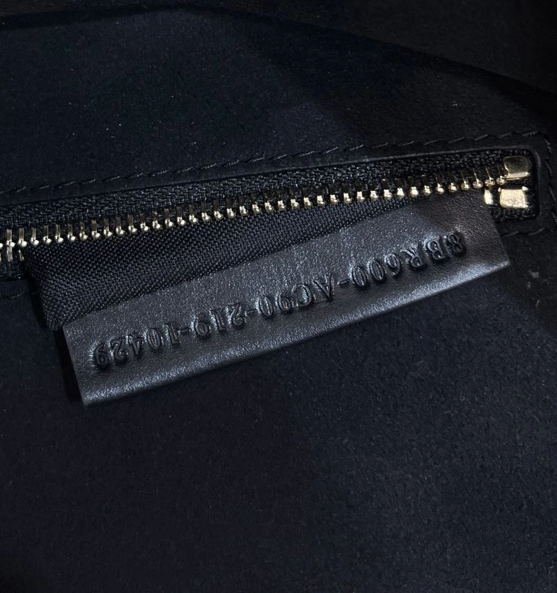 Fendi Baguette Bags Practical 58118
