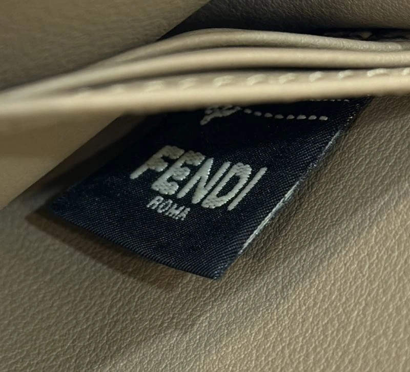 Fendi Baguette Bags UrbanStyle 58124