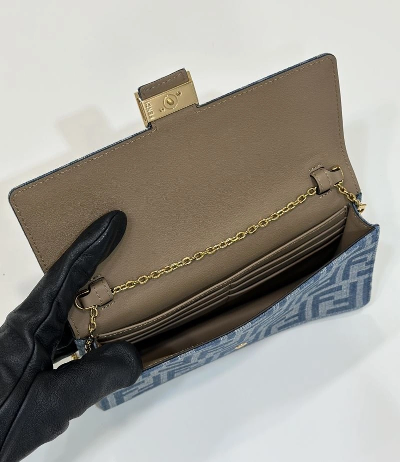 Fendi Baguette Bags UrbanStyle 58124