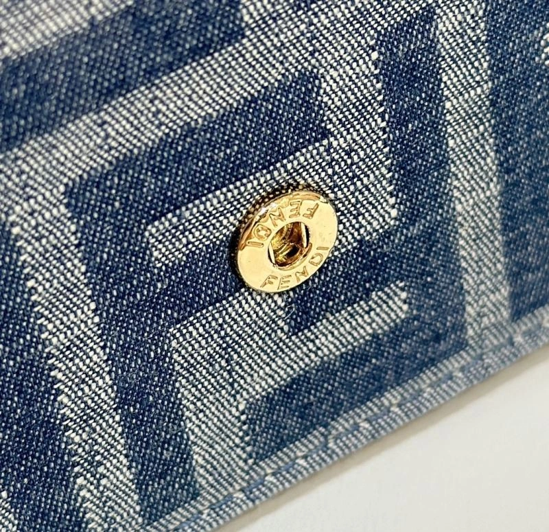Fendi Baguette Bags UrbanStyle 58124