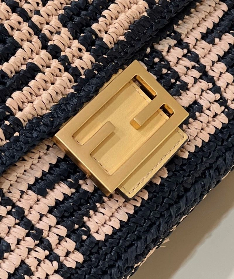 WellDesigned Fendi Baguette Bags 58121