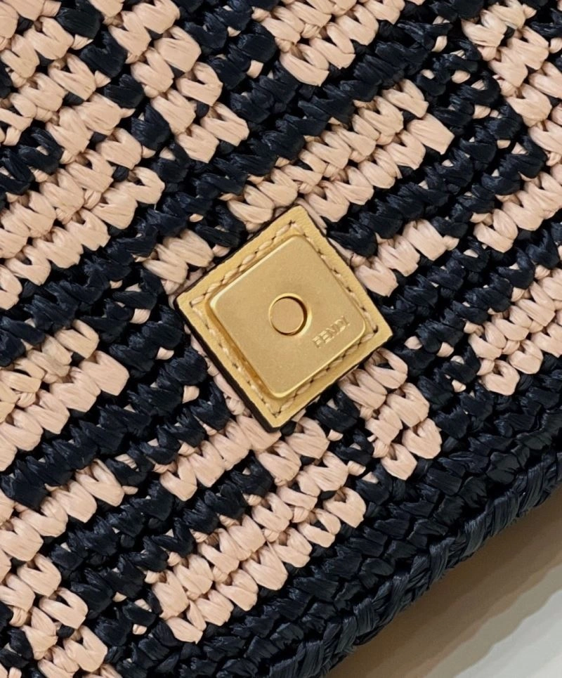 WellDesigned Fendi Baguette Bags 58121