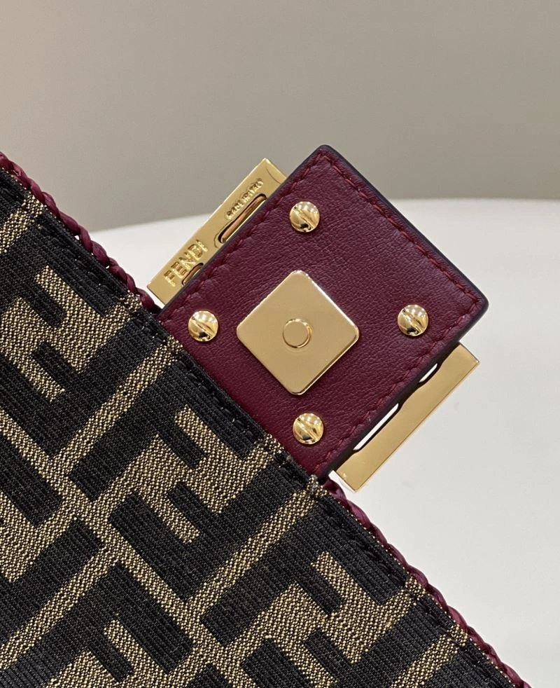 FashionForward Fendi Baguette Bags 58153