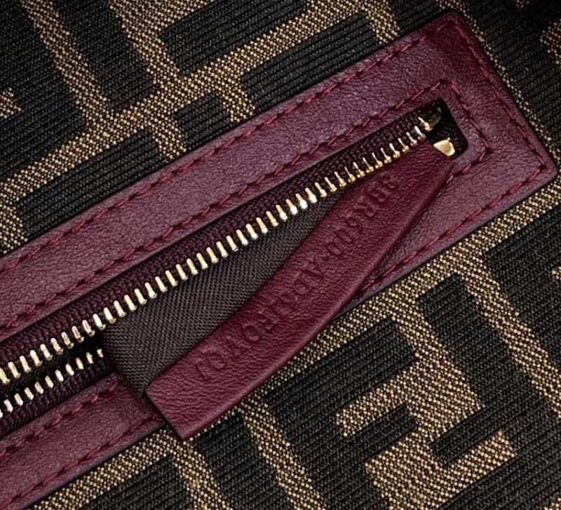 FashionForward Fendi Baguette Bags 58153