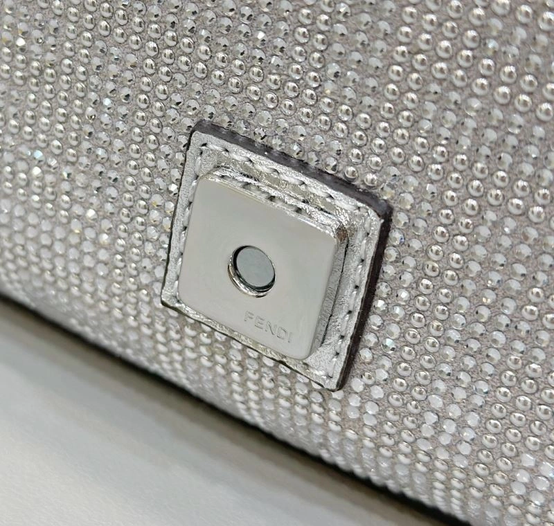 Fendi Baguette Bags TimelessDesign 58111