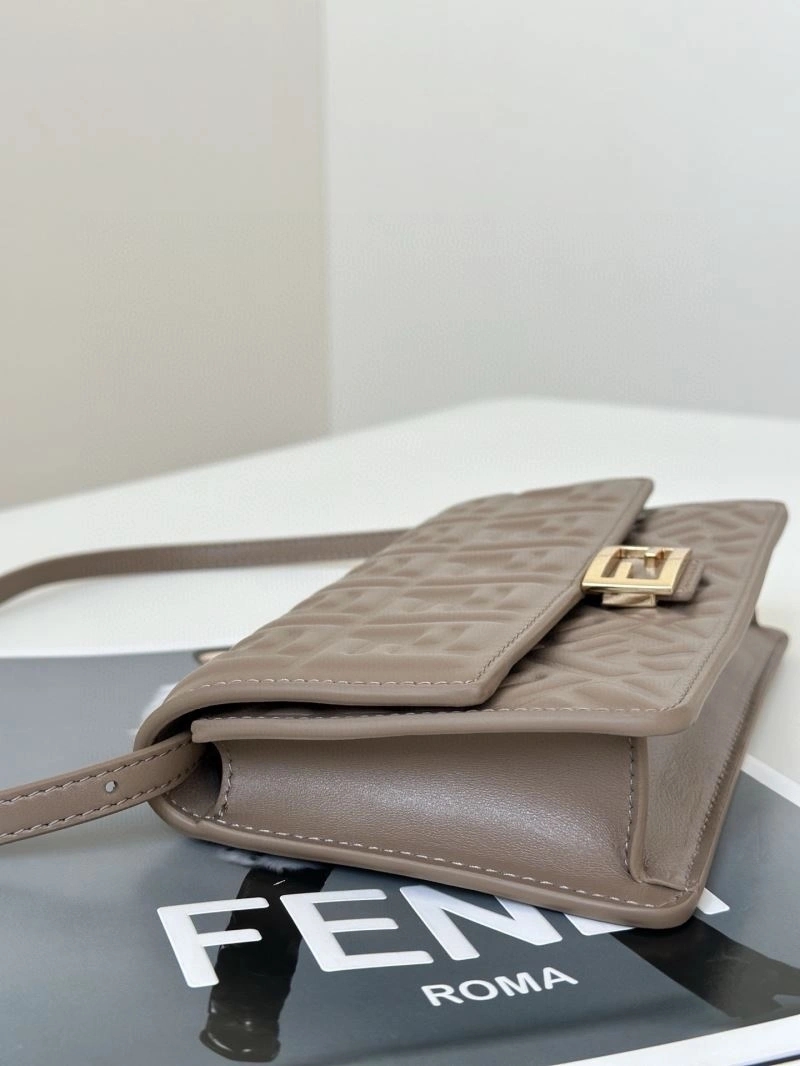 Fendi Baguette Bags Breathable 58109