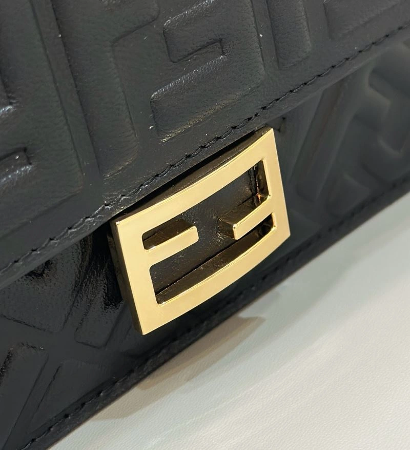 OdorResistant Fendi Baguette Bags 58106