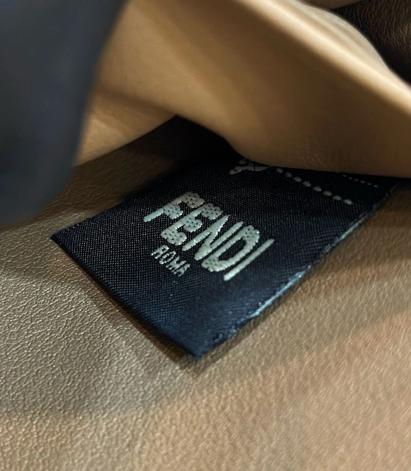 Sustainable Fendi Baguette Bags 58100