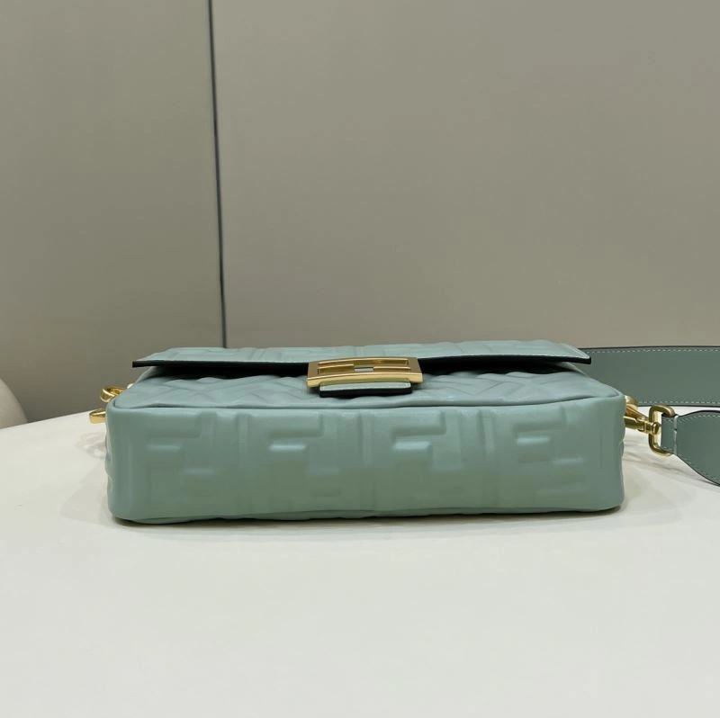 Snug Fendi Baguette Bags 58103