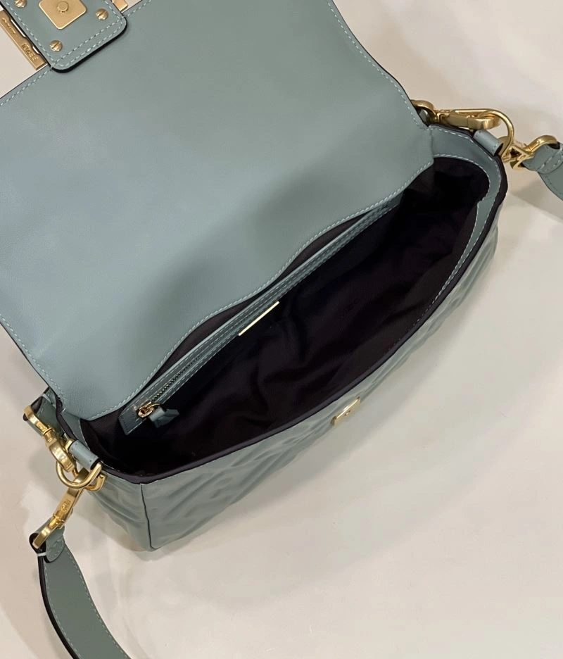 Snug Fendi Baguette Bags 58103