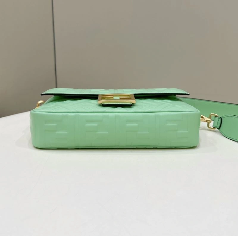 Fendi Baguette Bags Trendy 58143