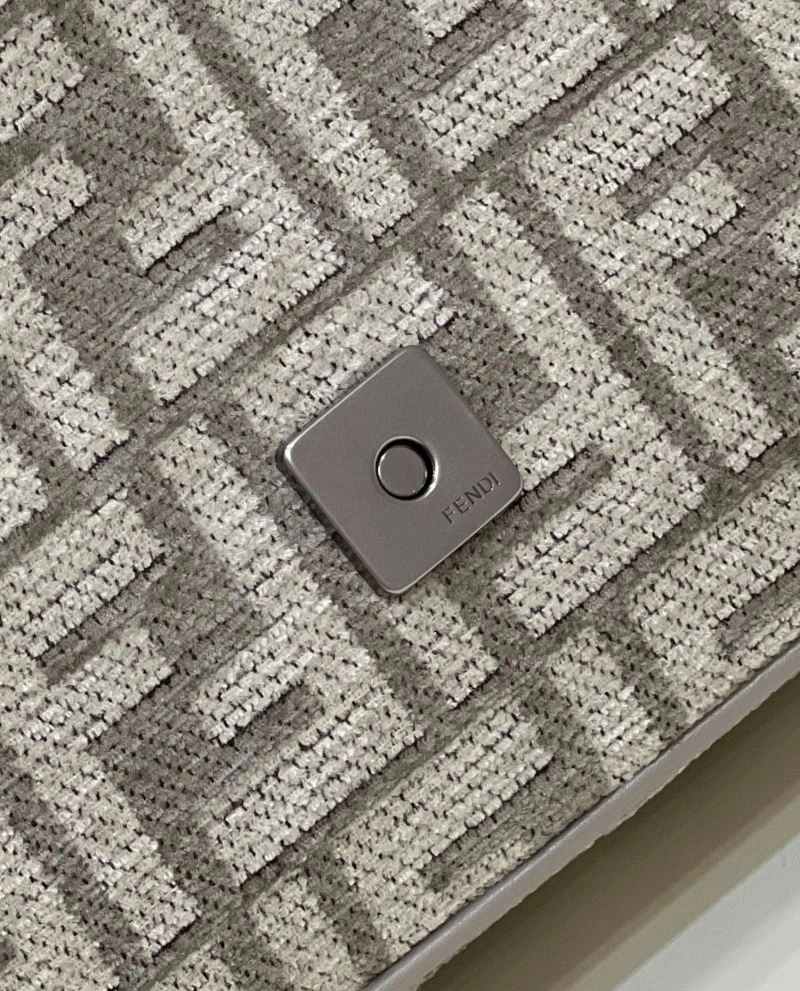 Fendi Baguette Bags AllSeason 58092