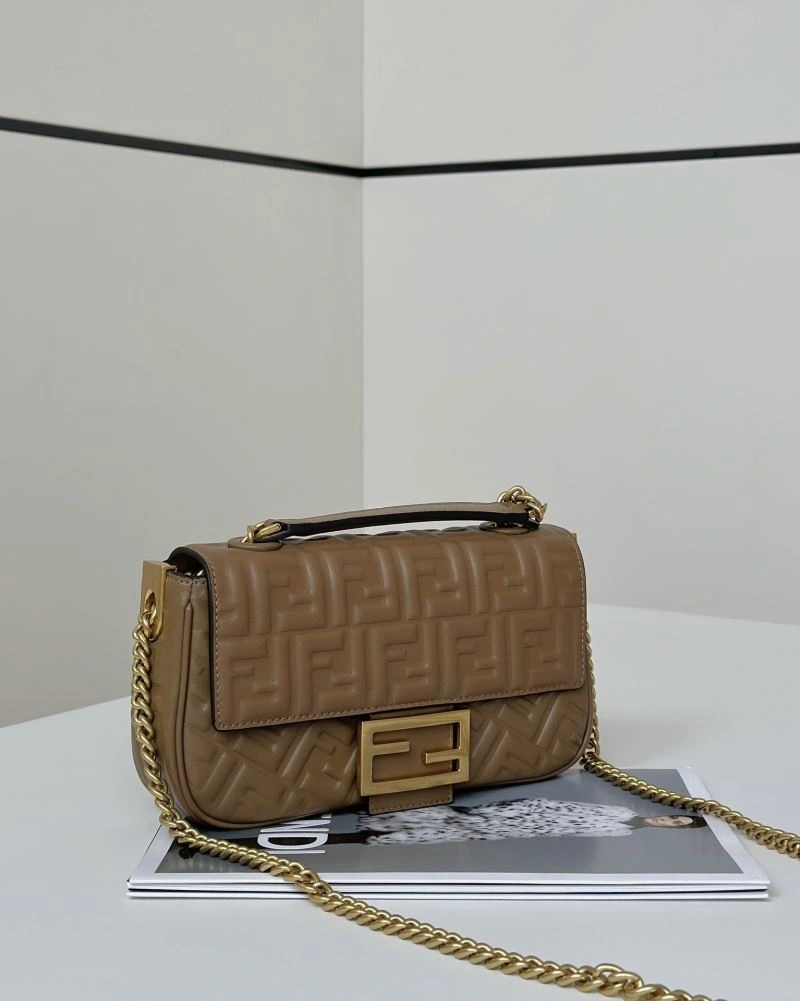 Fendi Baguette Bags Versatile 58083