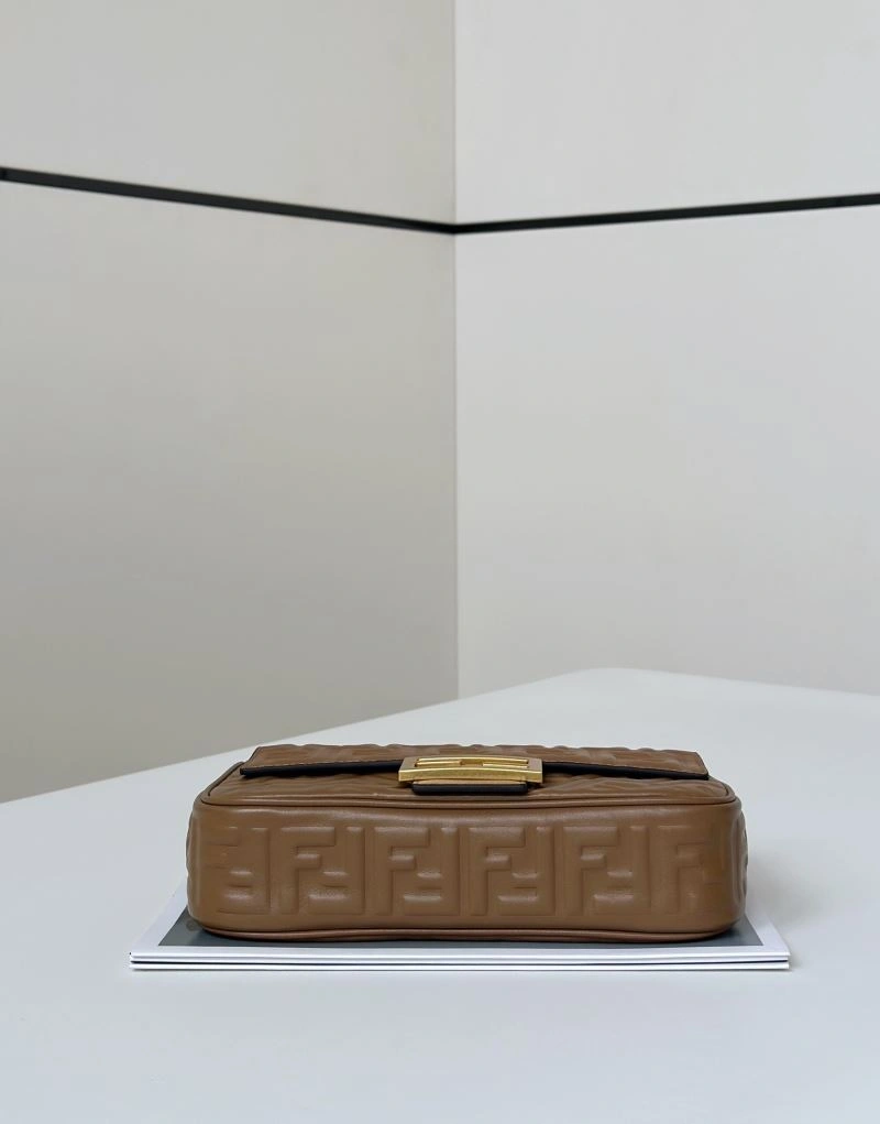Fendi Baguette Bags Versatile 58083