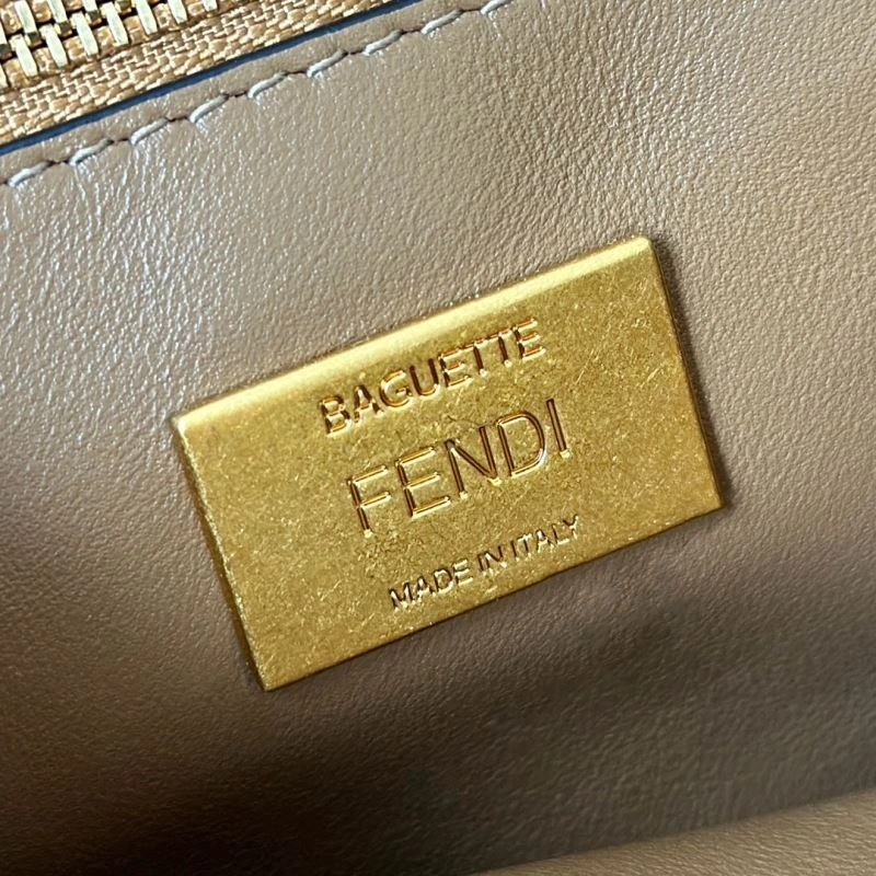 Fendi Baguette Bags Versatile 58083