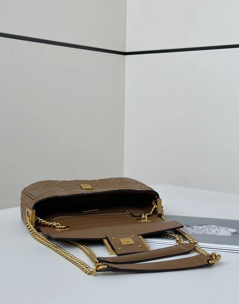 Fendi Baguette Bags Versatile 58083