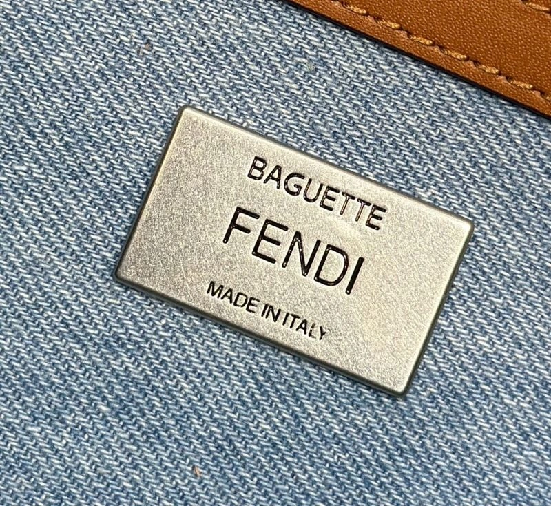 Fendi Baguette Bags Fashionable 58114