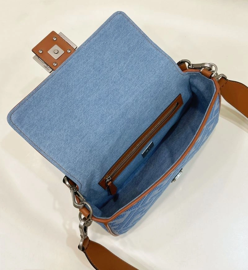 Fendi Baguette Bags Fashionable 58114