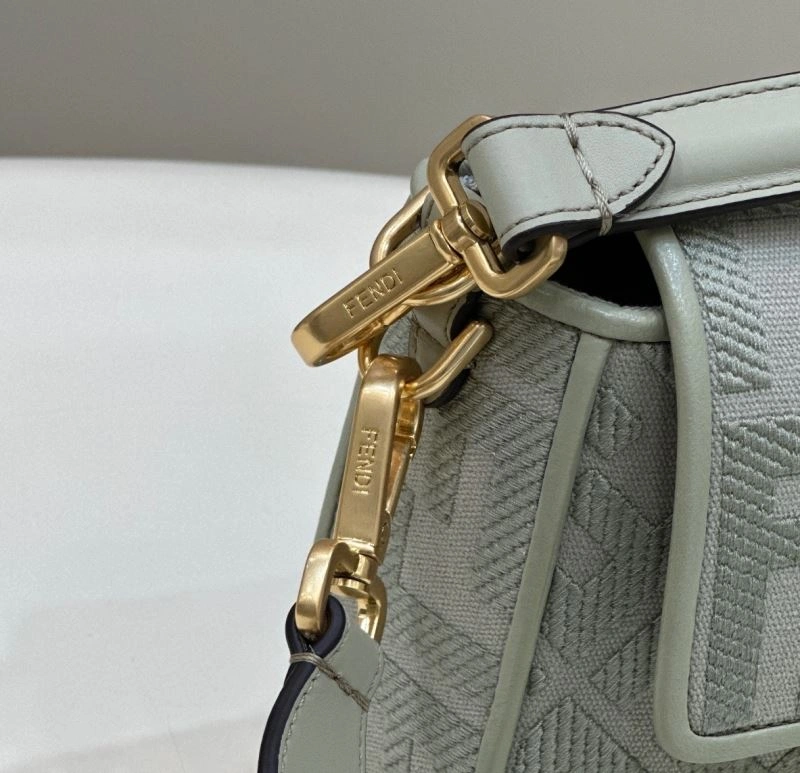 Fendi Baguette Bags SmartChoice 58069