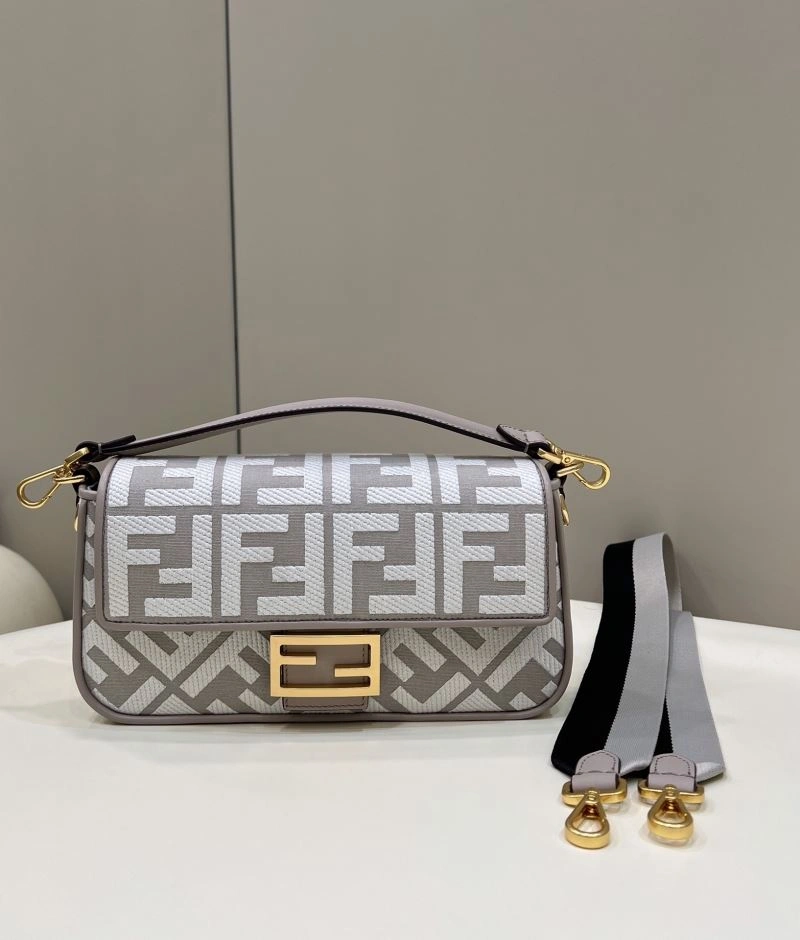 Fendi Baguette Bags Functional 58071